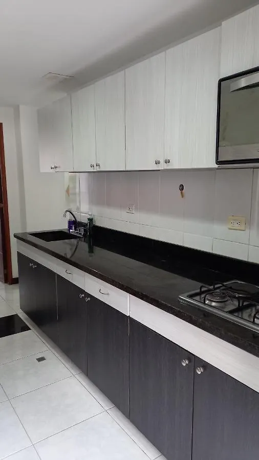 Apartamento Remodelado Enlaureles 300Mbps Internet Medellin 0*,  Colombia